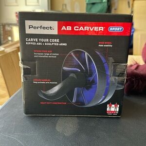 *NEW IN BOX* Perfect Ab Carver Ab Wheel